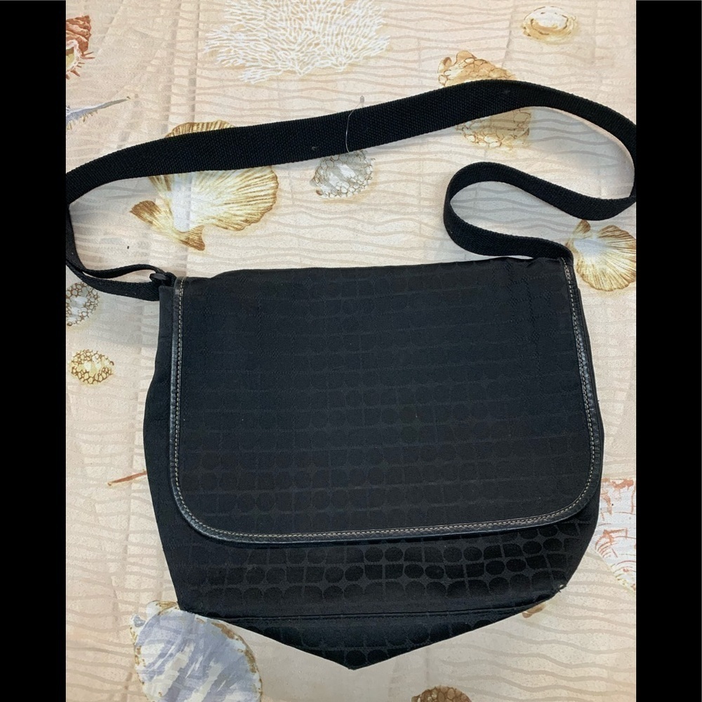 Kate spade messenger bag